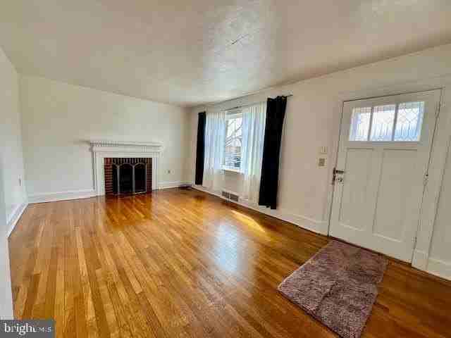 532 Dunlap St - Photo 5 of 20