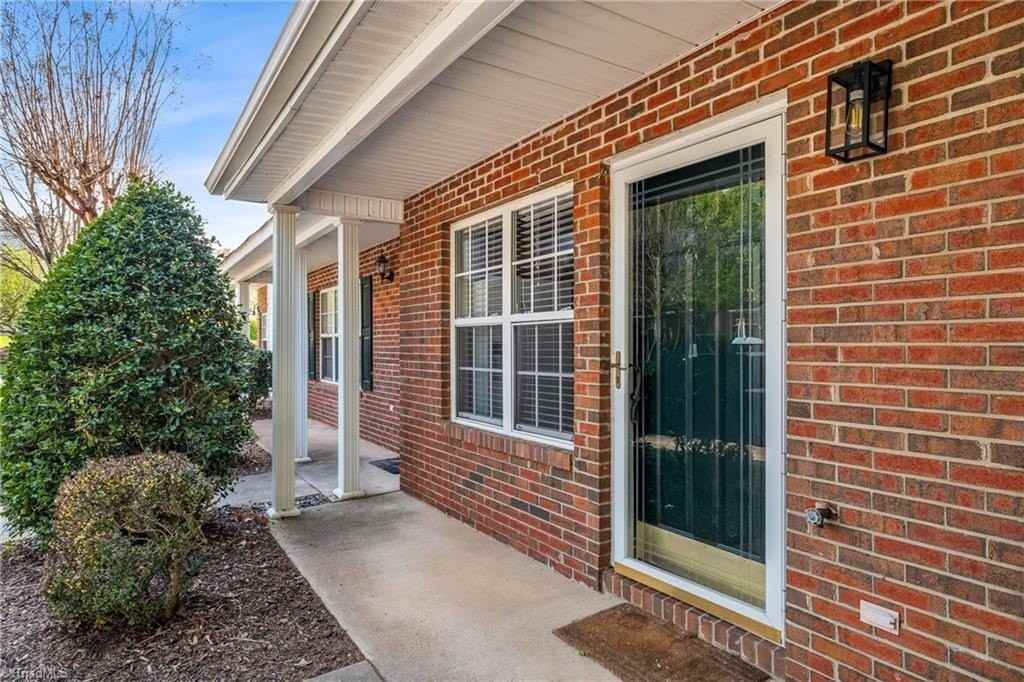 4405 Carlys Way - Photo 2 of 31