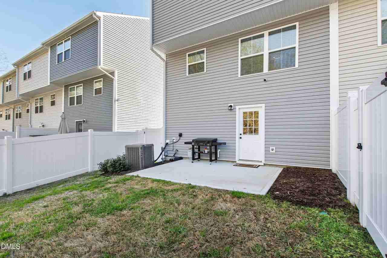 4629 Great Egret Way - Photo 5 of 47