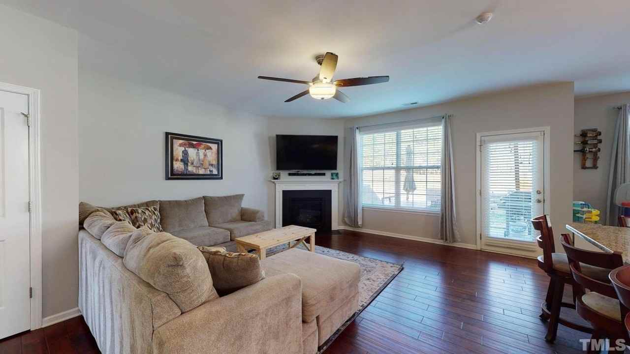 4195 Dunkirk Dr - Photo 2 of 15