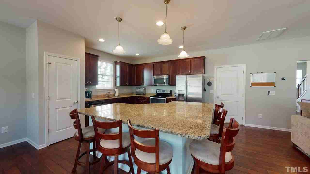 4195 Dunkirk Dr - Photo 5 of 15