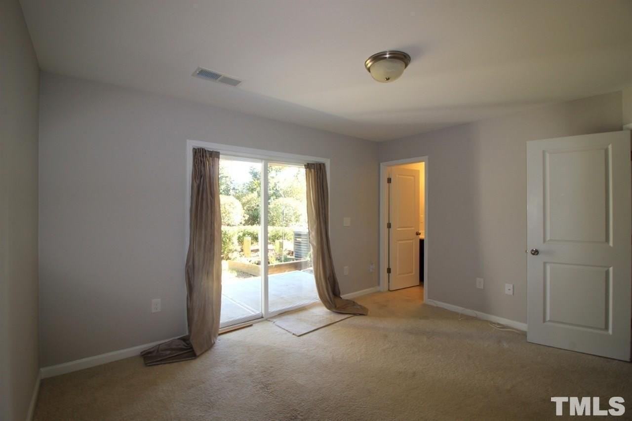 3907 Brokenshire St - Photo 2 of 17