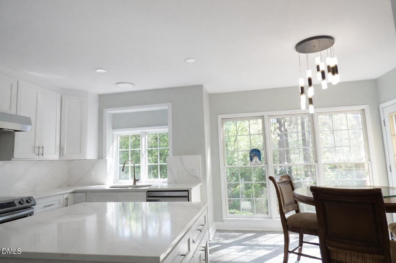 119 Woodshire Ln - Photo 4 of 12