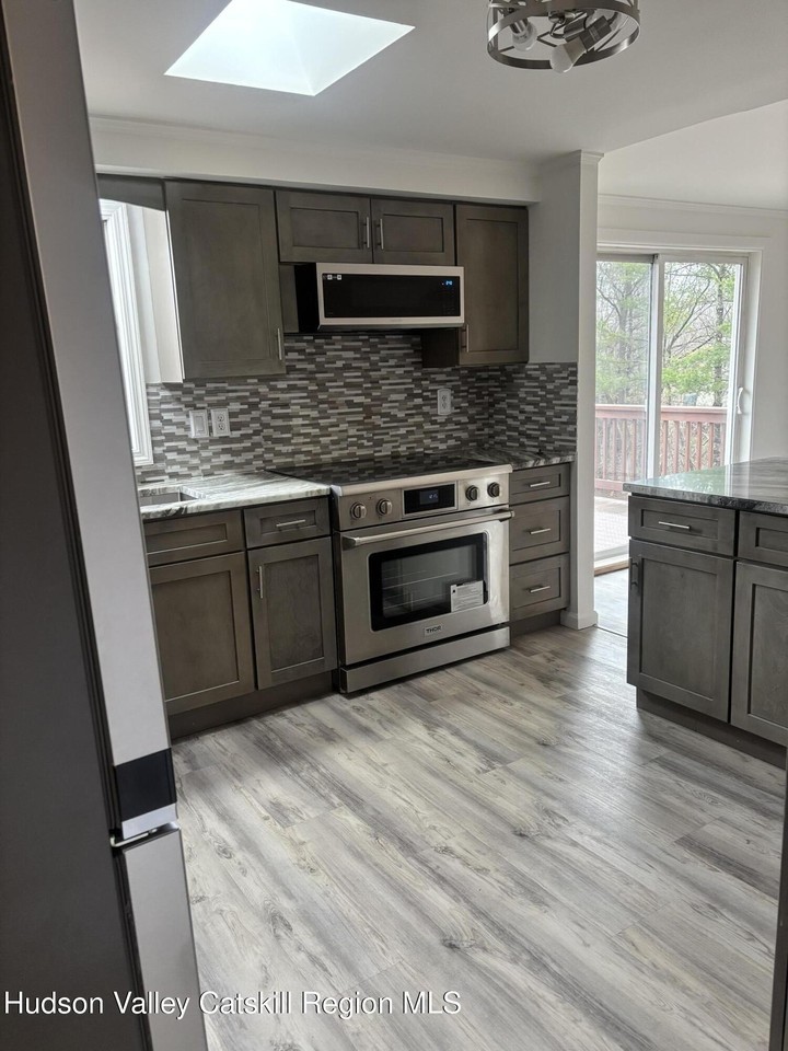 9254 State Route 22 - Photo 4 of 11