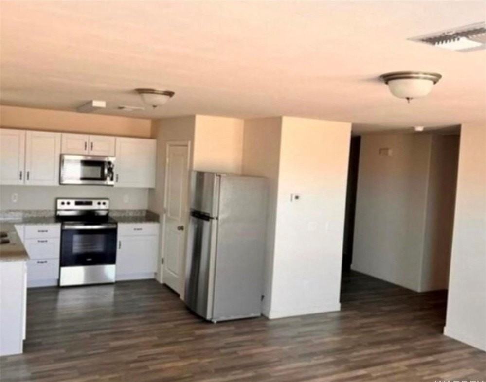 3665 E Koval Dr - Photo 2 of 10