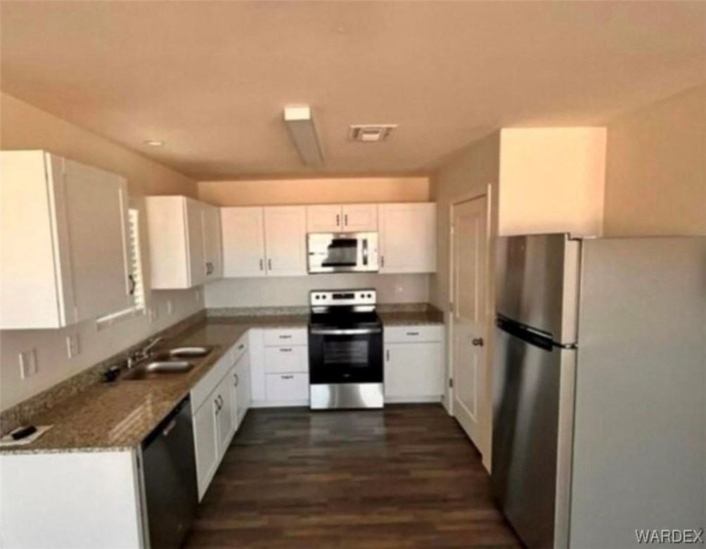 3665 E Koval Dr - Photo 3 of 10