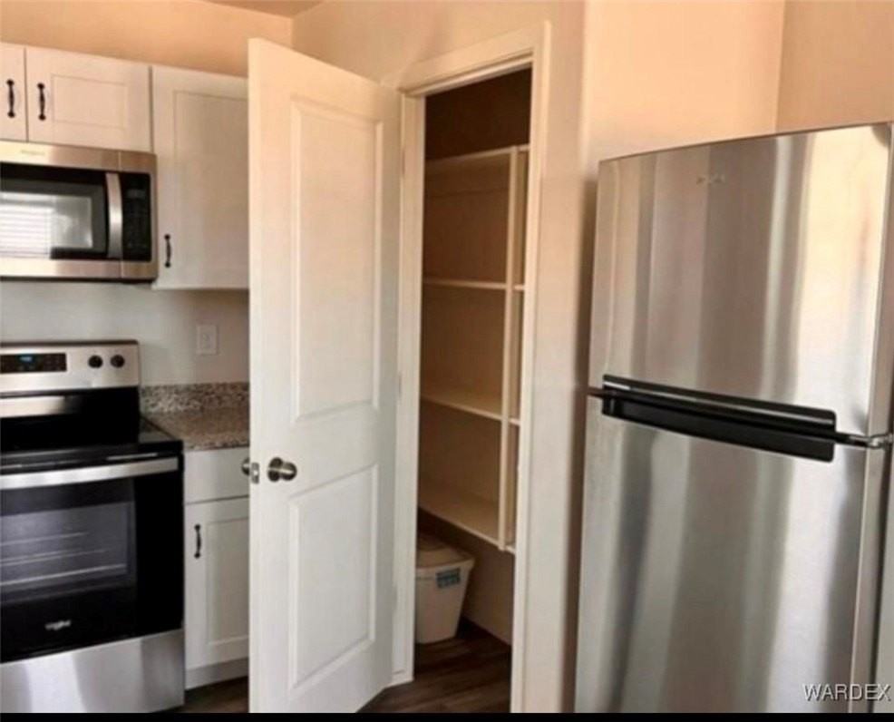 3665 E Koval Dr - Photo 6 of 10