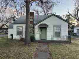 featured image of 2301 Bullington St