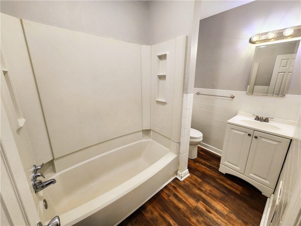 422 Mill St #C - Photo 4 of 6