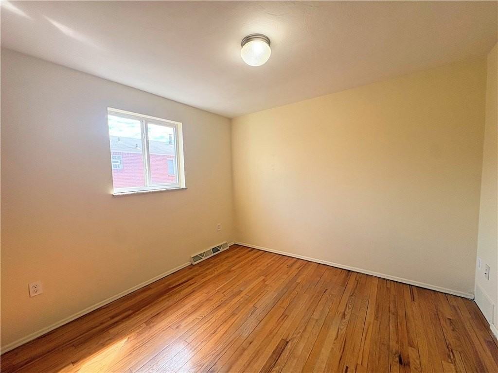 448 Brierly Ln #422 - Photo 5 of 6