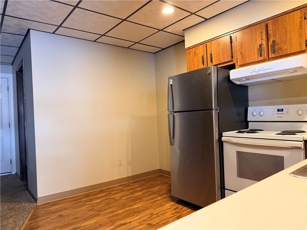 24 W Pike St #3 - Photo 3 of 15