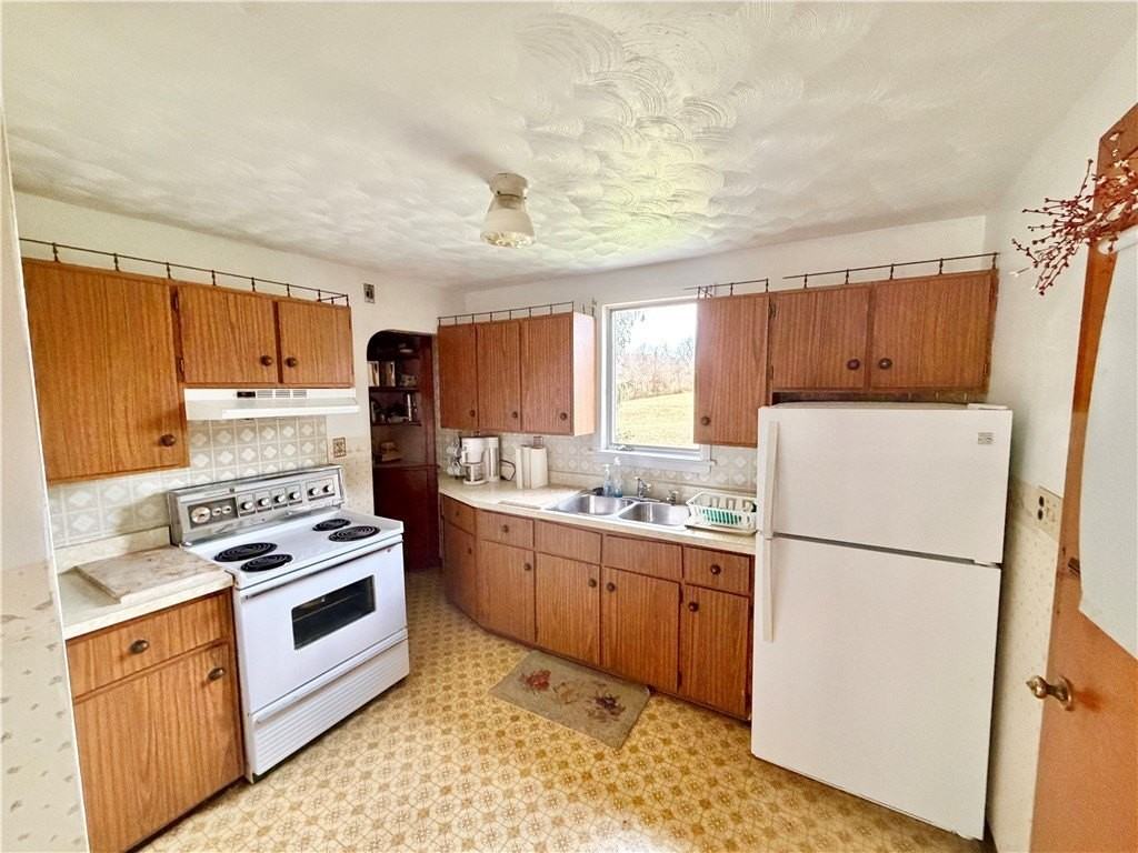 7817 National Pike - Photo 4 of 14