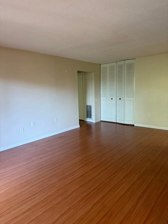 70 Shrewsbury Green Dr - Photo 6 of 17
