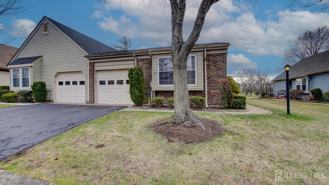 18-A Thomas Paine Dr - Photo 1 of 1