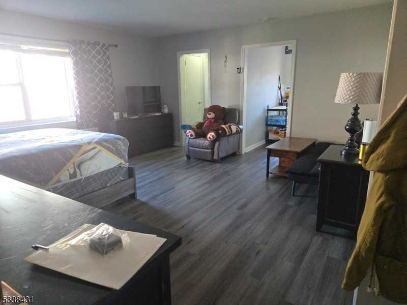 245 Passaic Ave ##A40