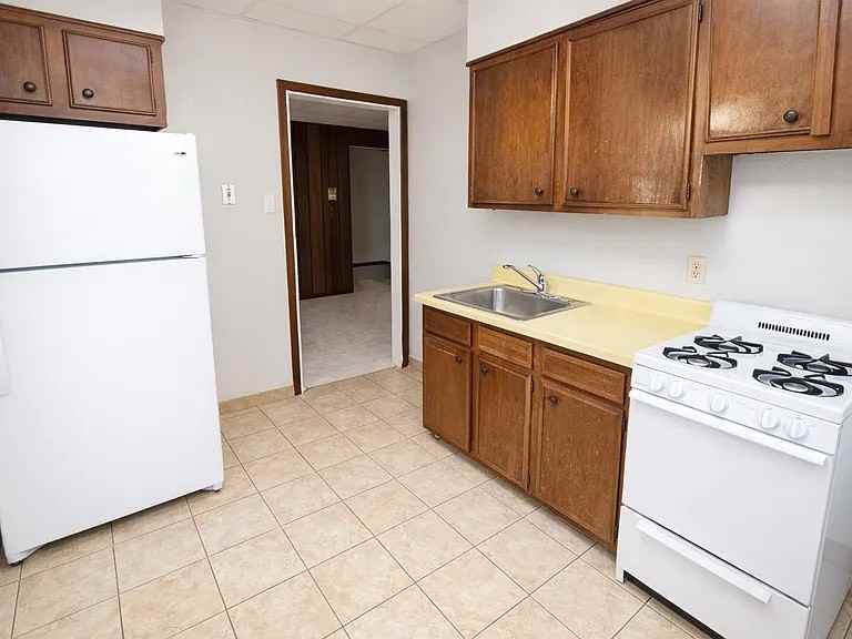 330 MELWOOD AVENUEAPT 4B #330-4B - Photo 3 of 8