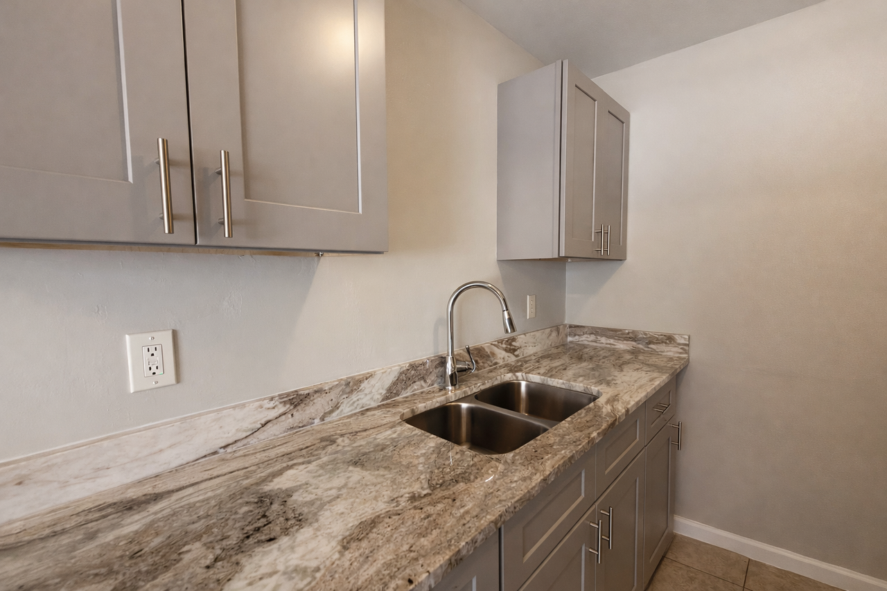 2068 Franklin St #0 - Photo 4 of 9