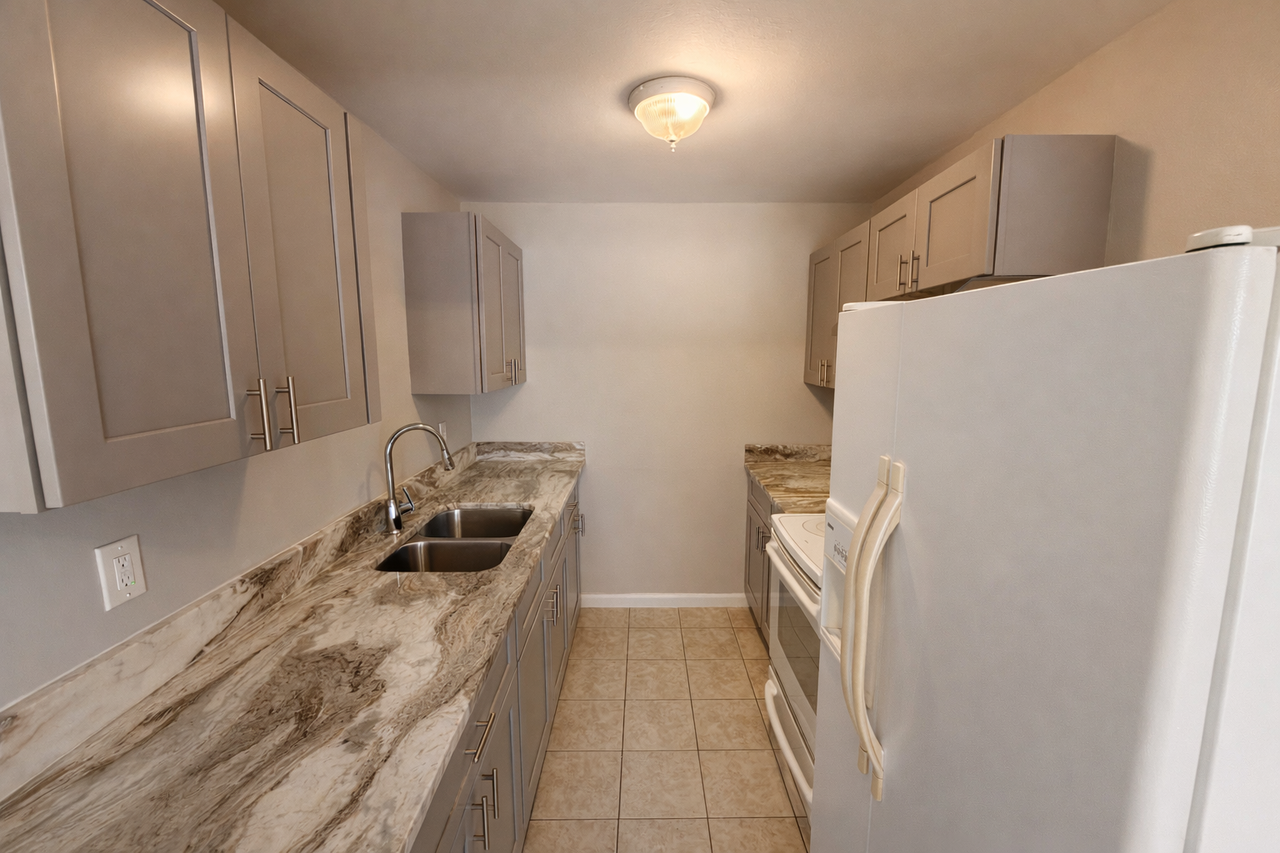 2068 Franklin St #0 - Photo 6 of 9