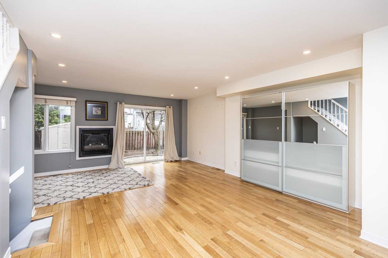 40 Havelock Street #B - Photo 3 of 14