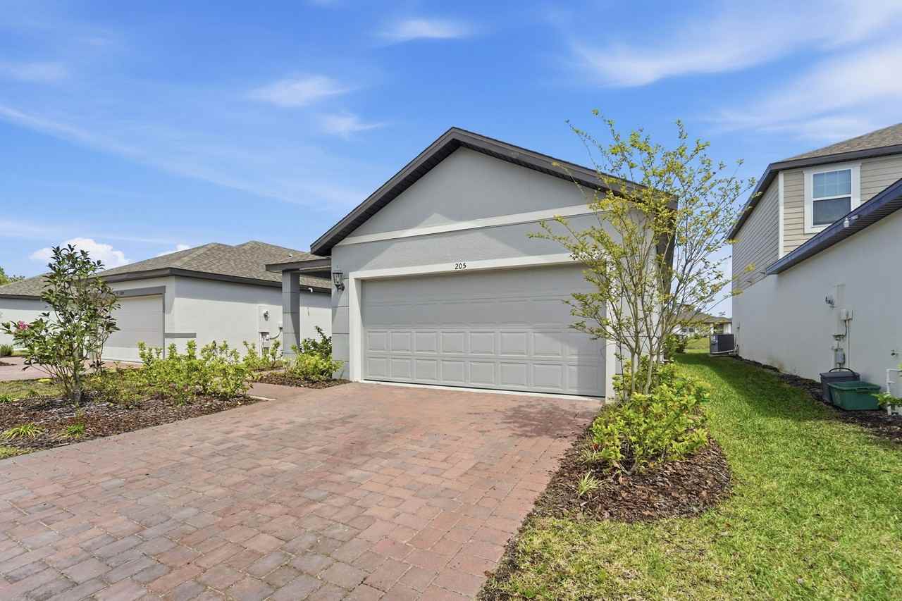 205 Links Terrace Blvd #1 - Photo 3 of 35