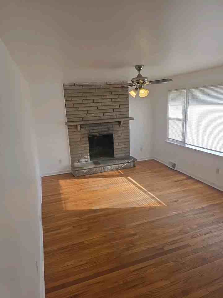 7802 Columbine Dr #1 - Photo 5 of 28