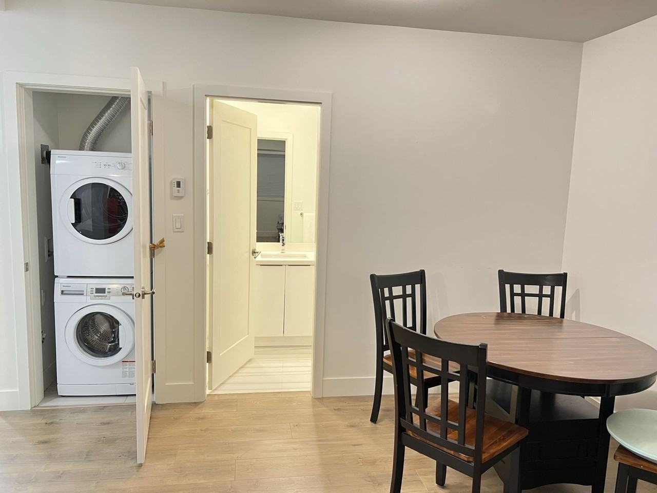 13250 16 Avenue - Photo 4 of 8