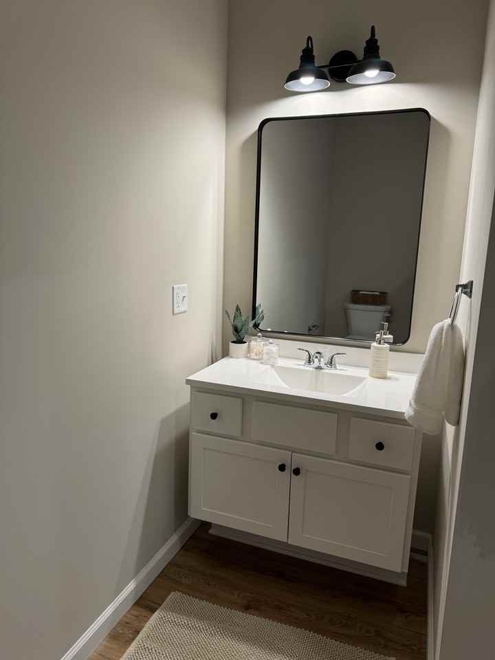 80 Main St #202 - Photo 6 of 16