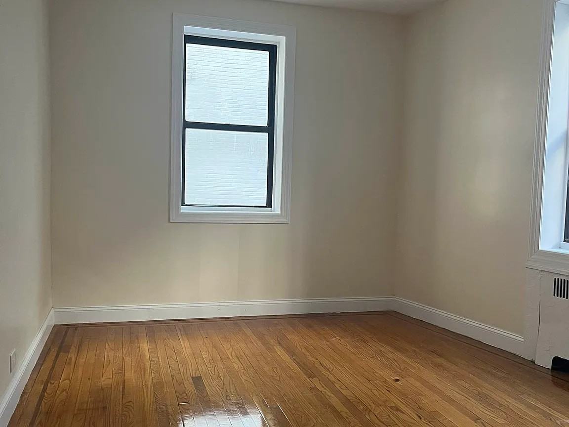 60 Seaman Avenue #2J - Photo 3 of 7