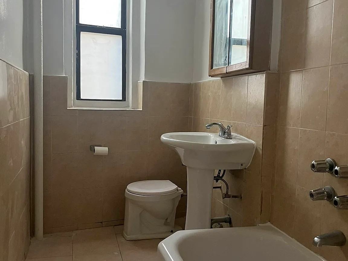 60 Seaman Avenue #2J - Photo 7 of 7