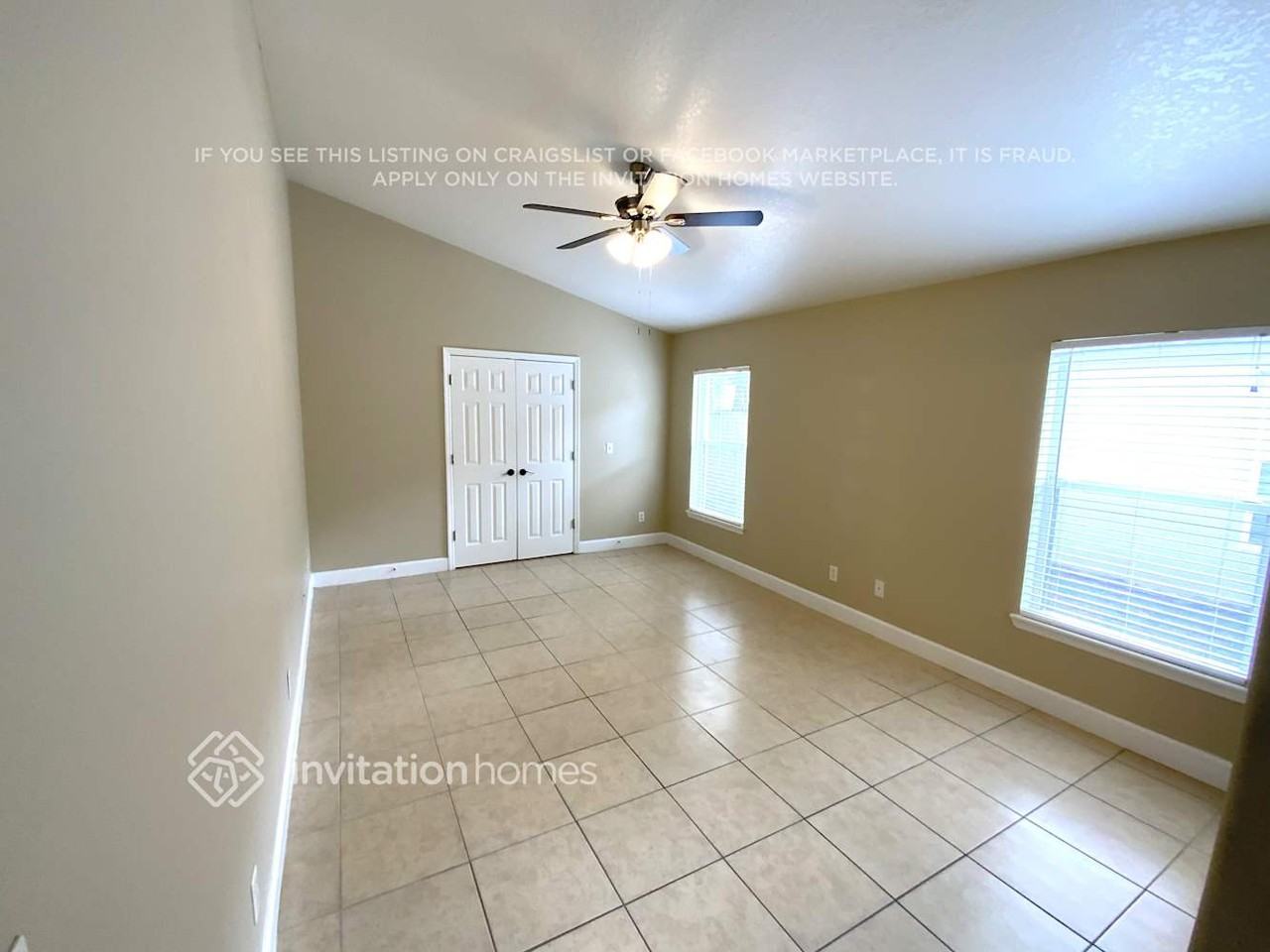 5328 Blue Grass St - Photo 3 of 14