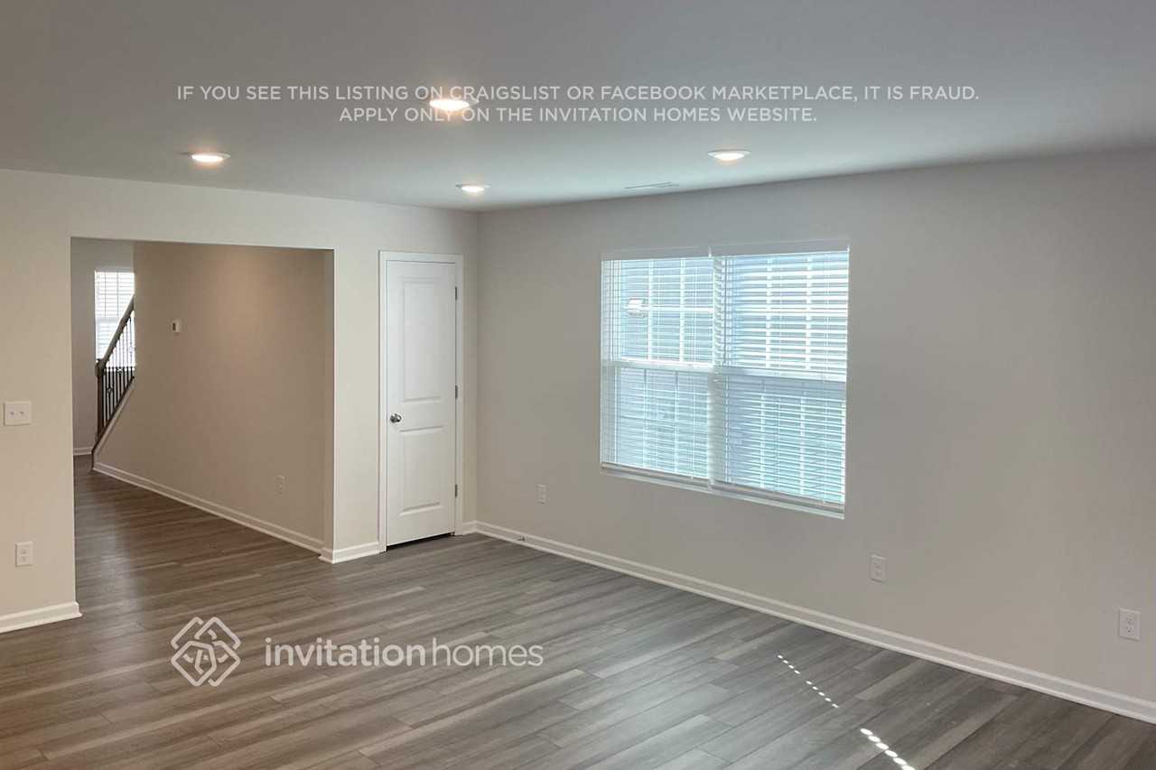 121 Hazelnut Way - Photo 4 of 14