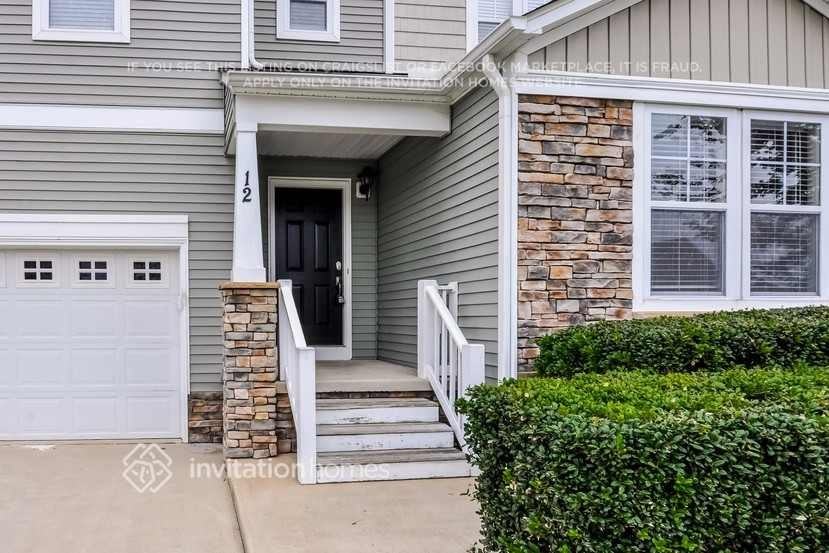 12 Woodcreek Ln - Photo 2 of 20