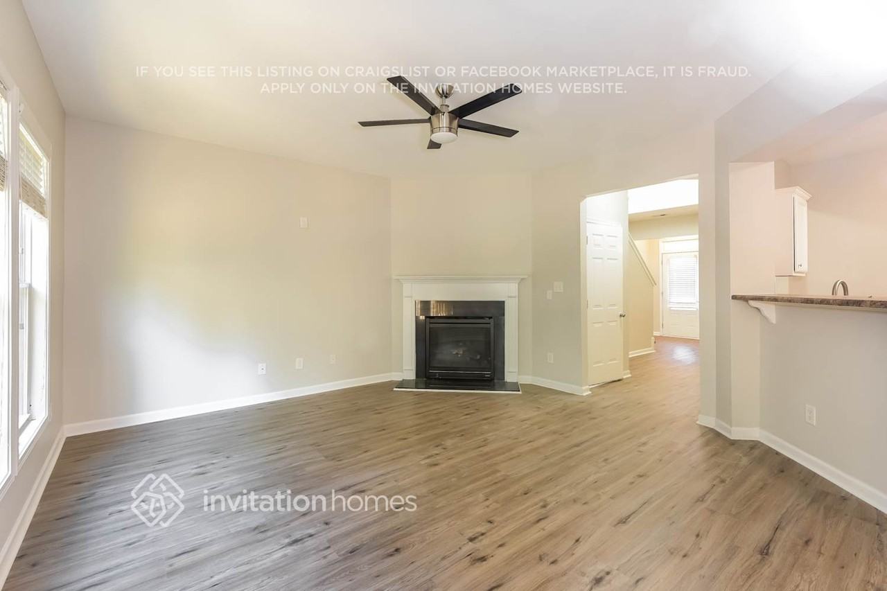 187 Grenier Ter - Photo 5 of 18