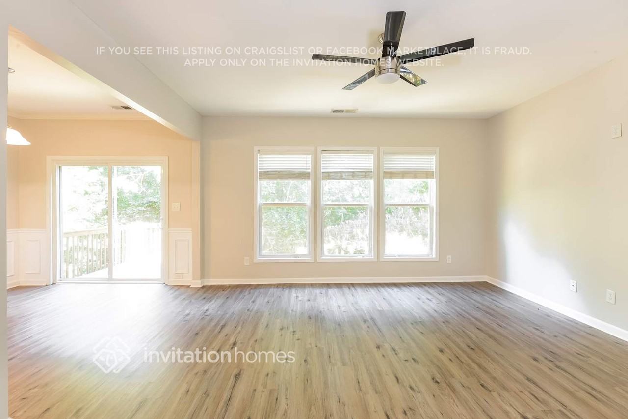 187 Grenier Ter - Photo 6 of 18