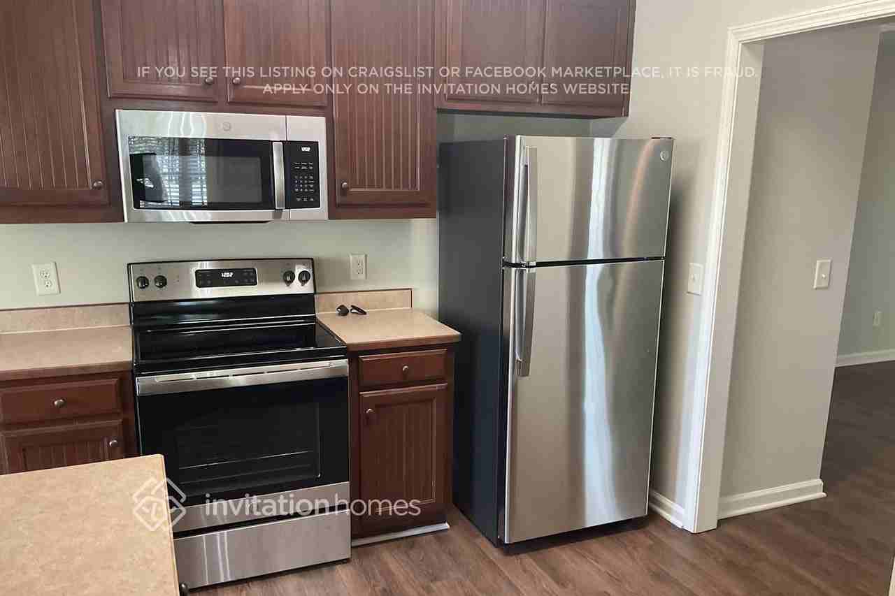 2144 Centenary Main St - Photo 4 of 13