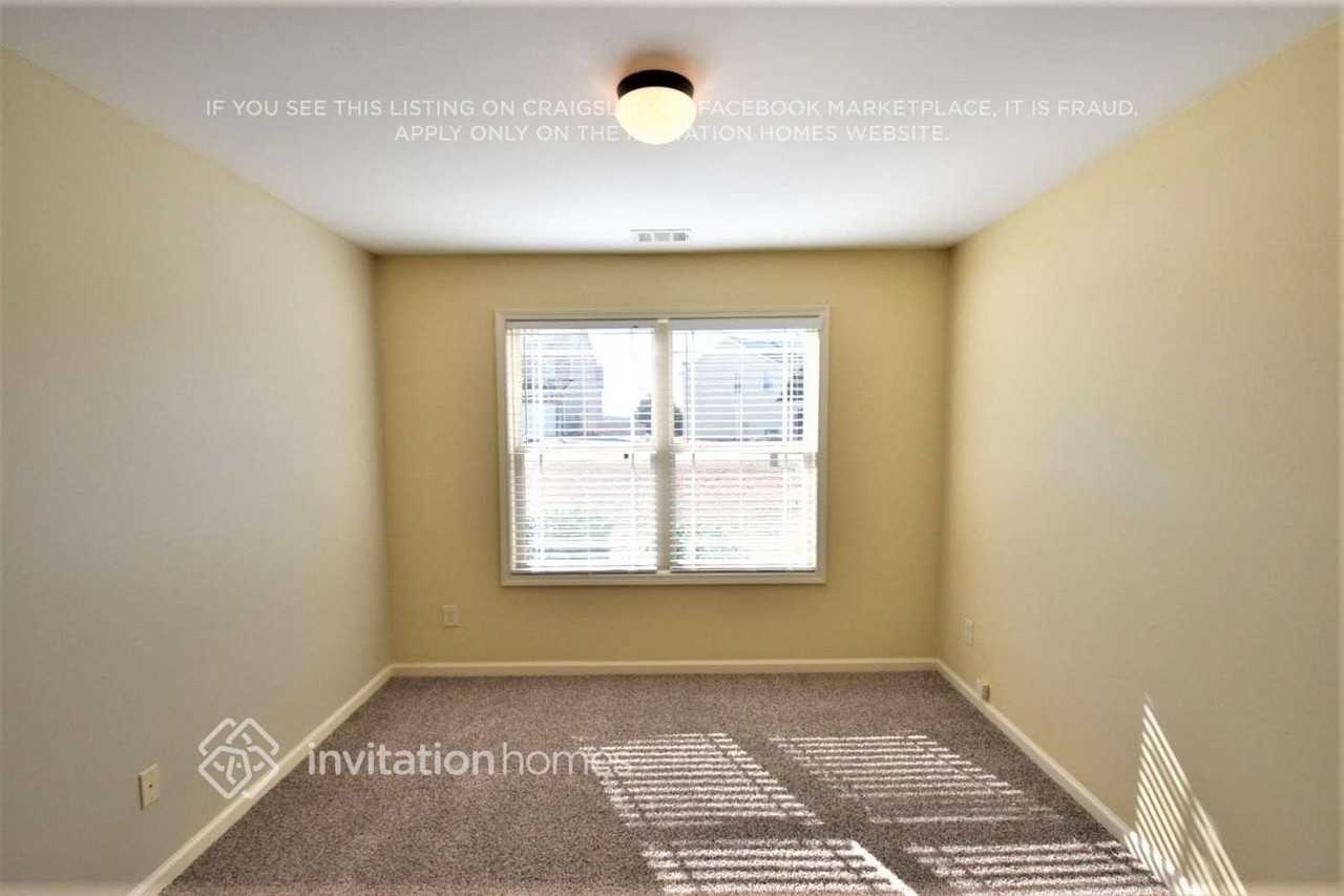 2144 Centenary Main St - Photo 5 of 13