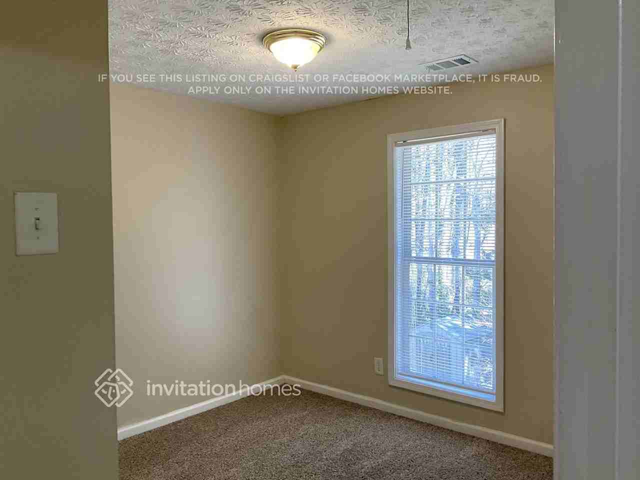 2364 Oakland Spring Dr - Photo 6 of 10