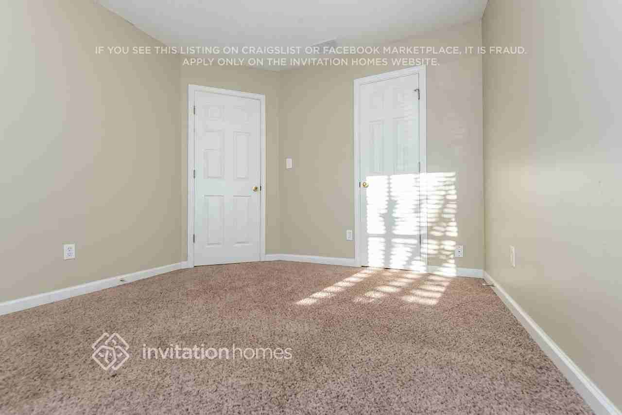 265 Village Dr - Photo 7 of 12