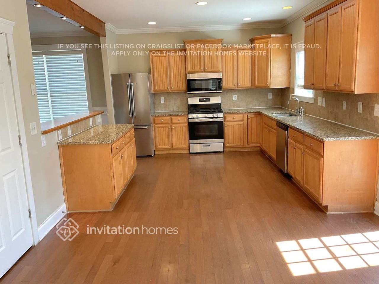 1537 Boulder Walk Dr Se - Photo 7 of 18