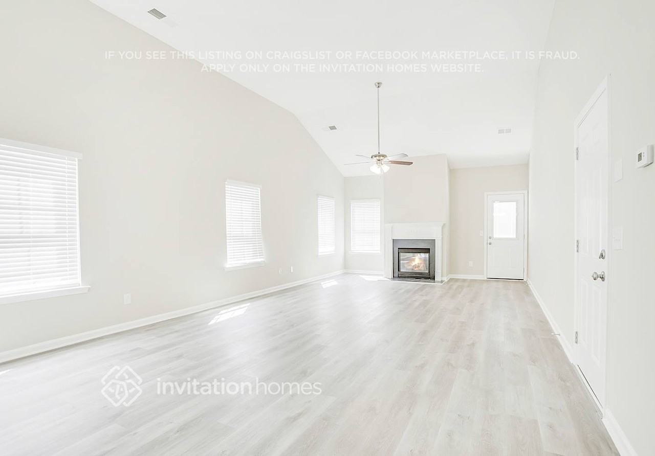 3232 Tallon Ln Sw - Photo 4 of 24