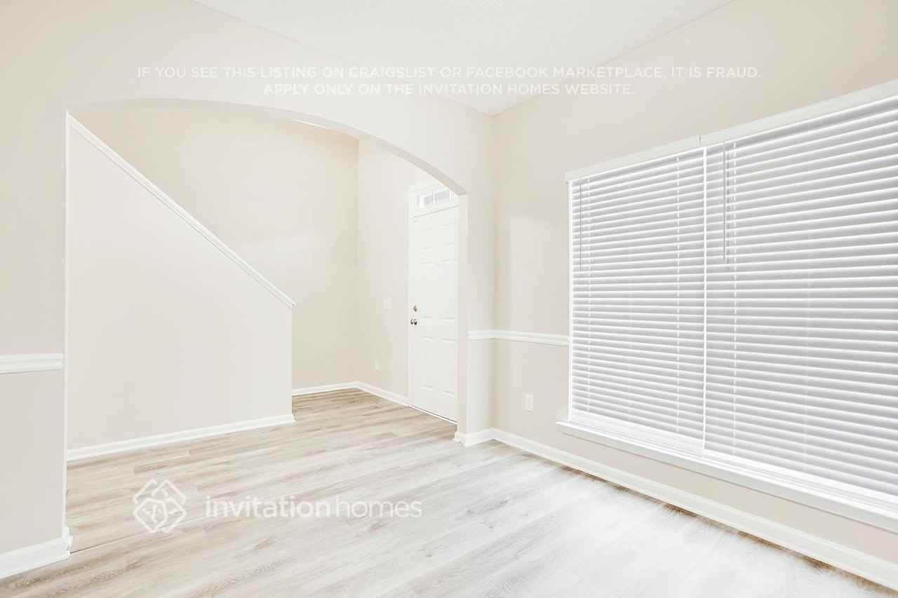 3232 Tallon Ln Sw - Photo 7 of 24