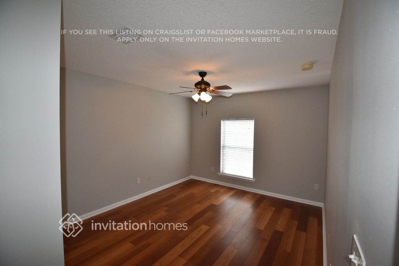 2032 Glenfield Crossing Ct - Photo 5 of 13