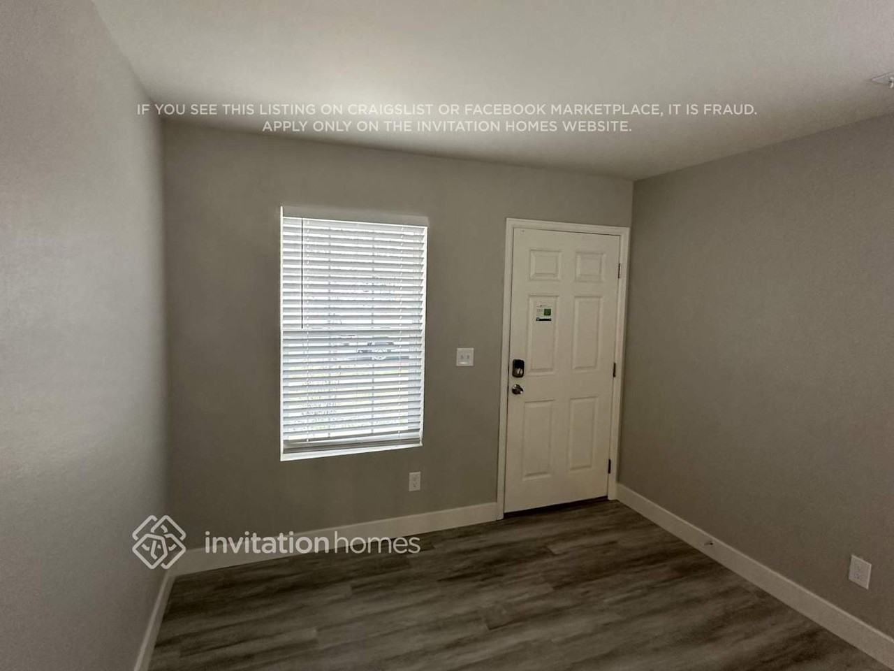 5545 Gibraltar St - Photo 2 of 16