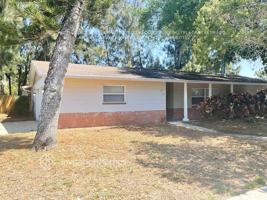 featured image of 130 Ne Madison Cir N