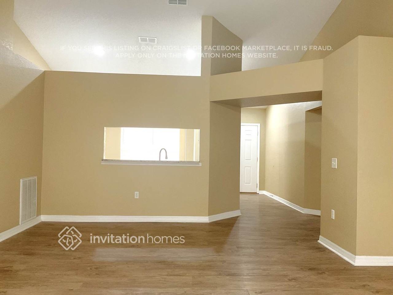 1660 Taylor Brooke Dr - Photo 3 of 13