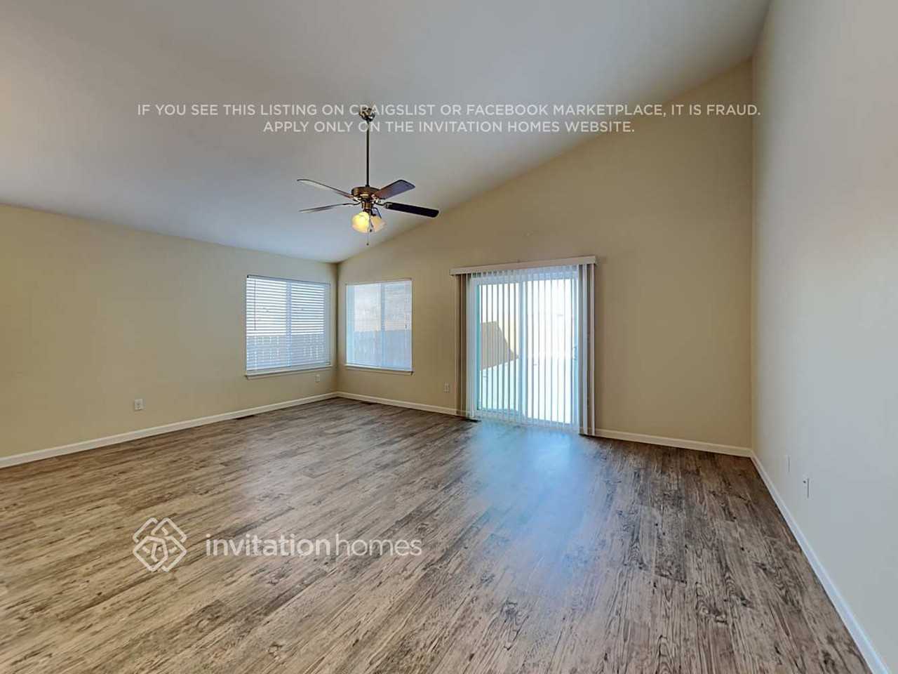 7294 Araia Dr - Photo 4 of 19