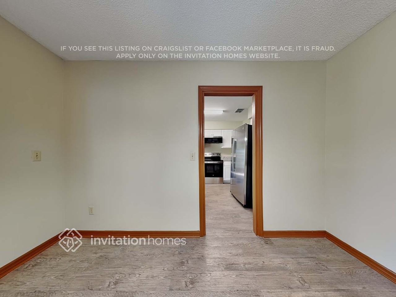 8228 Lost Lake Dr - Photo 5 of 20