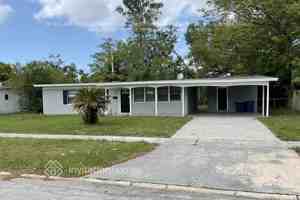 featured image of 8527 Bengalin Ave