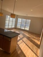 featured image of 408 Roberts St N