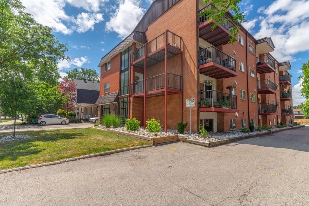 388 Dufferin Avenue - Photo 6 of 6